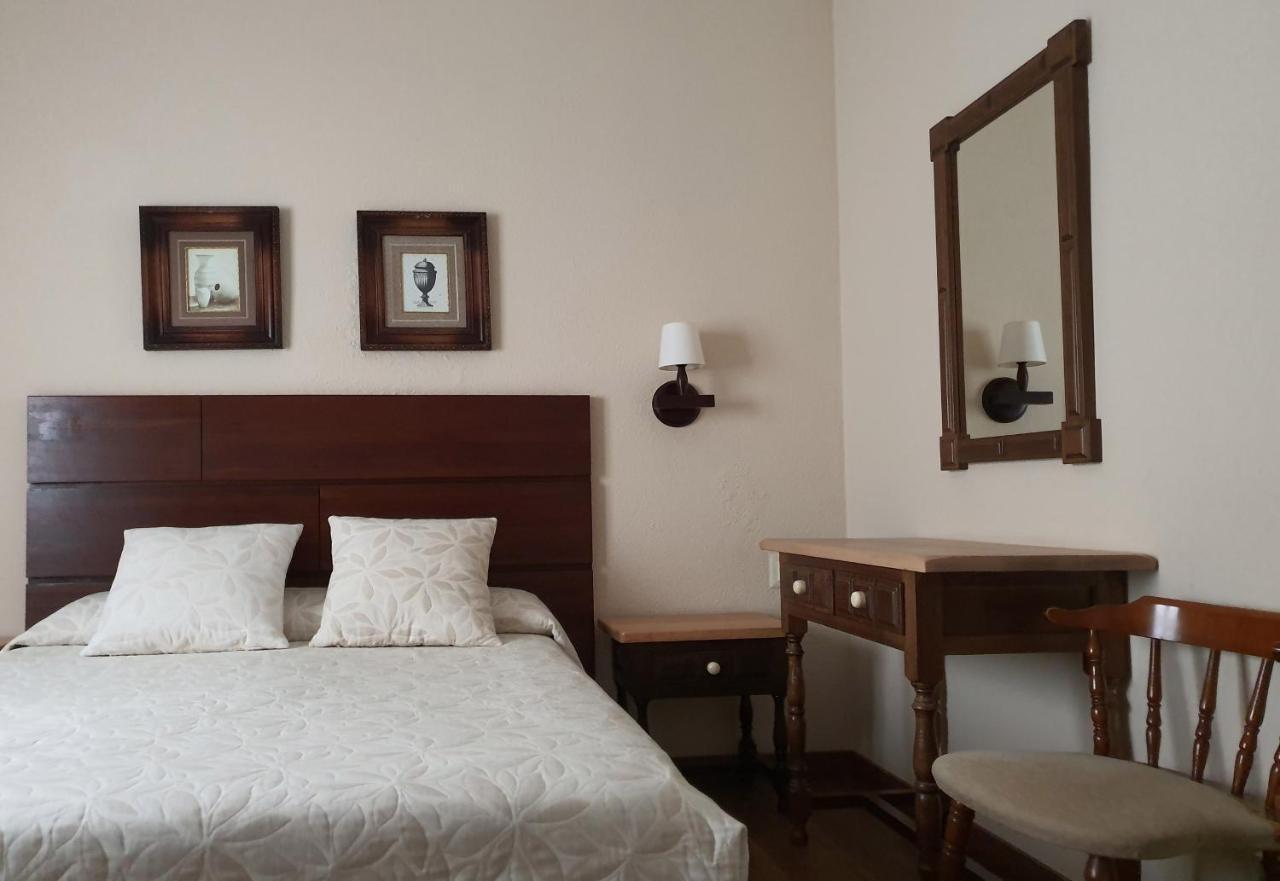 Hostal Canigo เอลปอนต์ เด ซูเอร์ต ภายนอก รูปภาพ