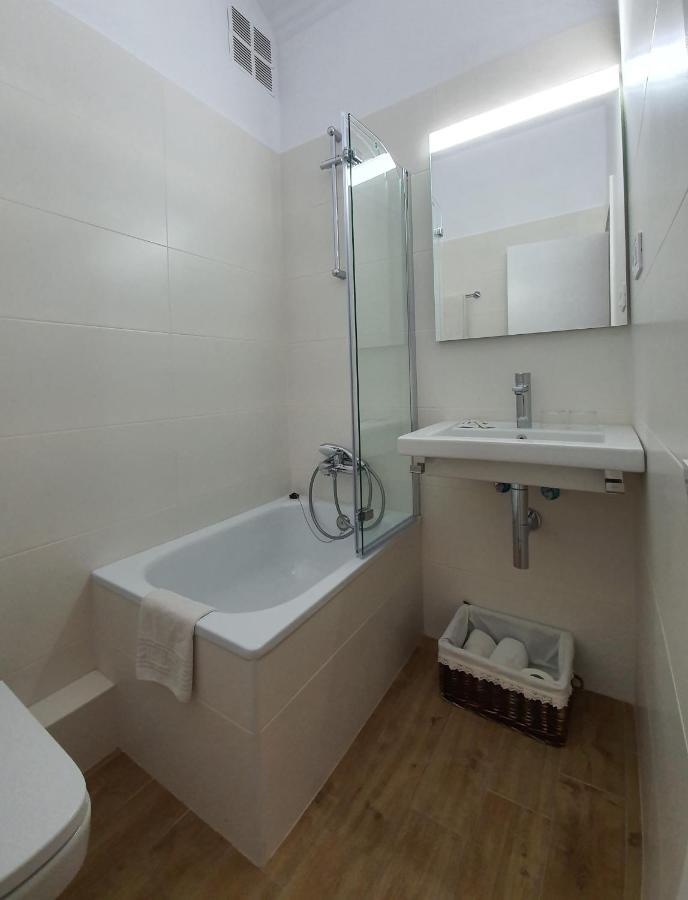 Hostal Canigo เอลปอนต์ เด ซูเอร์ต ภายนอก รูปภาพ