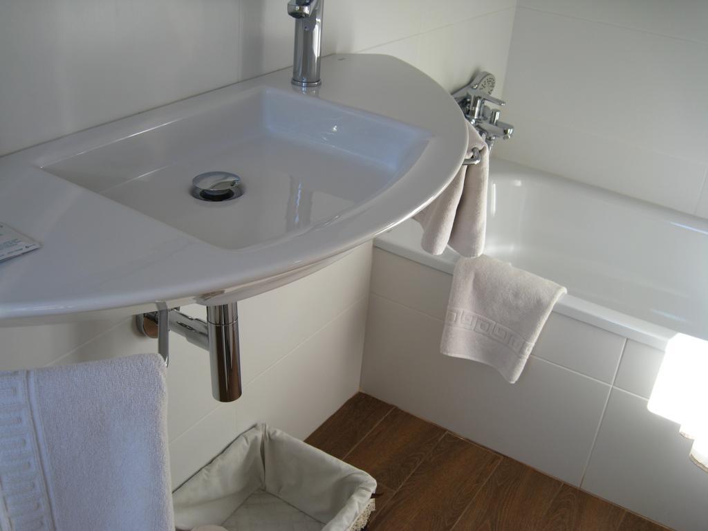 Hostal Canigo เอลปอนต์ เด ซูเอร์ต ภายนอก รูปภาพ