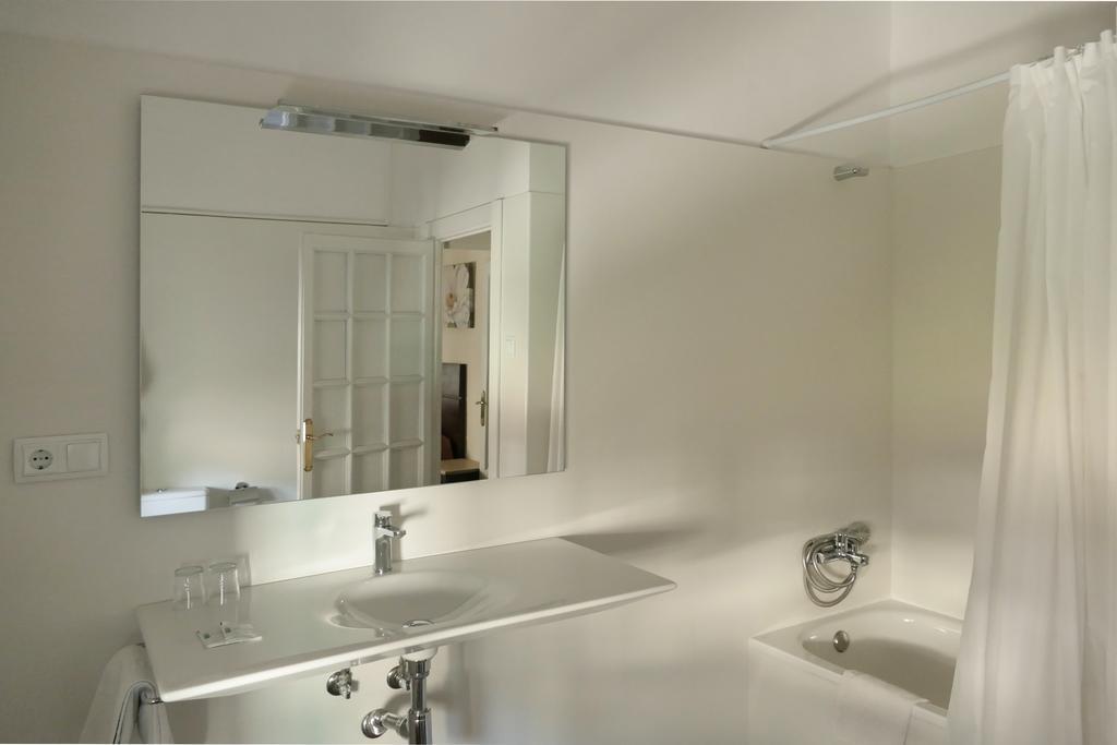 Hostal Canigo เอลปอนต์ เด ซูเอร์ต ภายนอก รูปภาพ